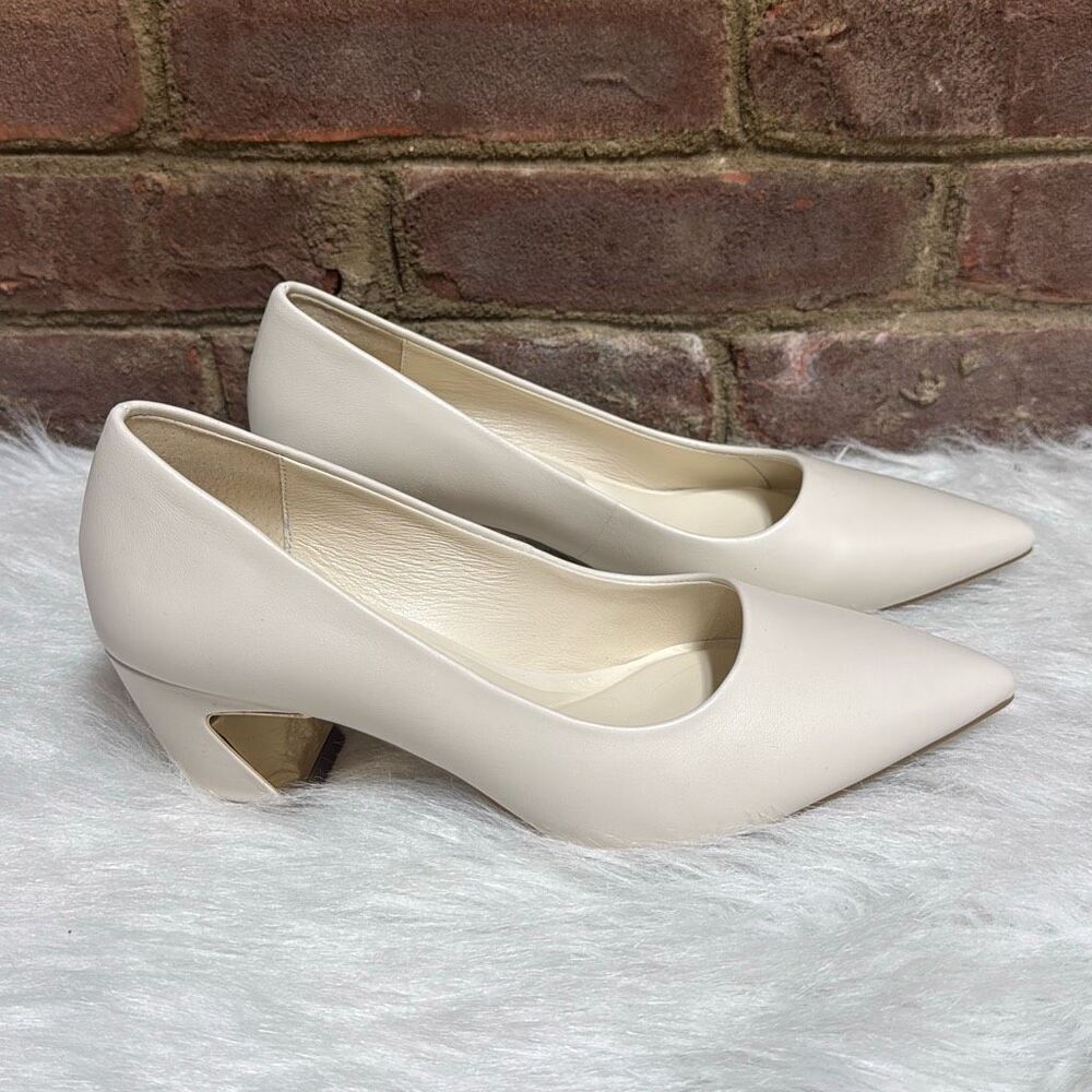 Deltan Women’s Raya Cream Leather Pointed Toe Block Heel Pumps Size 8 NEW